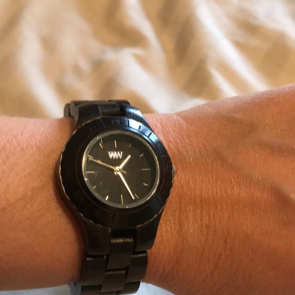 Ladies We Wood Watch